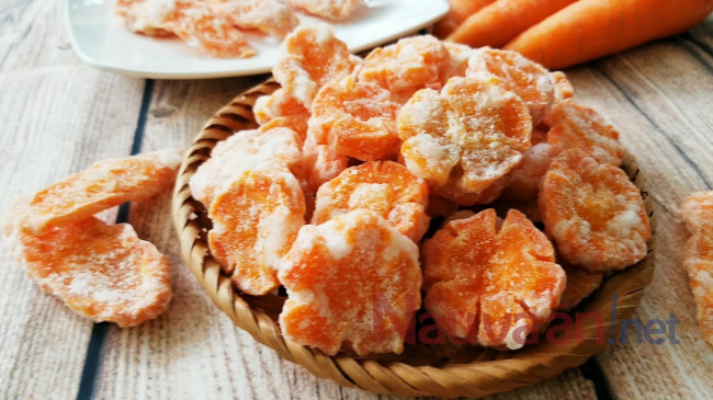 sên mứt cà rốt
