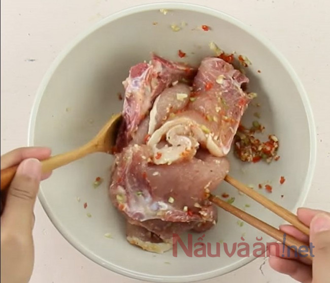 ướp sườn