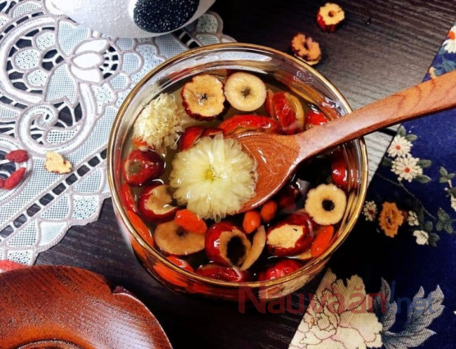 trà kỷ tử táo đỏ hoa cúc