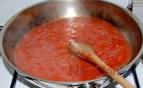 nấu sốt cà chua