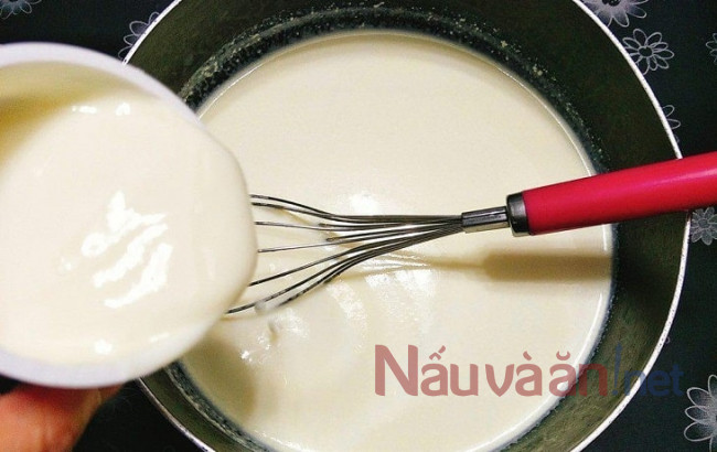 Cách làm sữa chua nếp cẩm