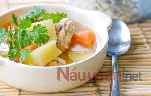 Thực đơn bữa cơm ngày 8/3